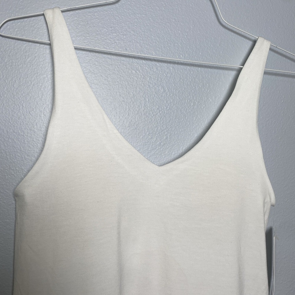 ATHLETA Essence Support Tank Top Removable Pads Side Slits Workout White Size Sm - Picture 2 of 9